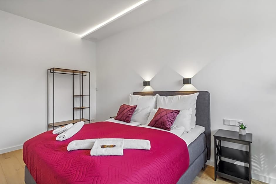 SUITE4ME - Moderne Apartments I Küche I Balkon I Waschmaschine
