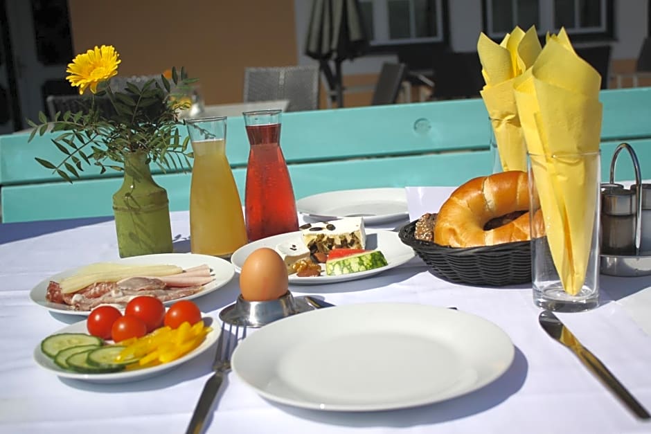 Pension Waldhof am Stubenbergsee