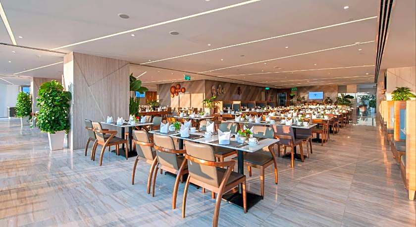 Queen Ann Nha Trang Hotel