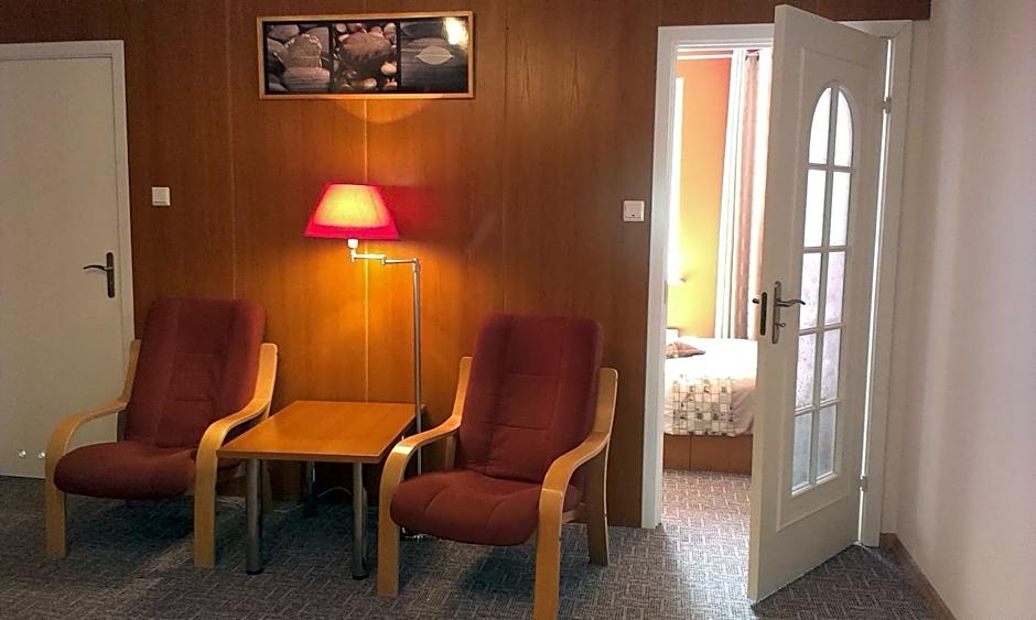 Warsaw Apartments Magnolie