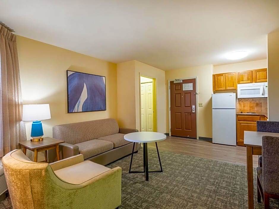 Staybridge Suites Milwaukee Airport South By IHG