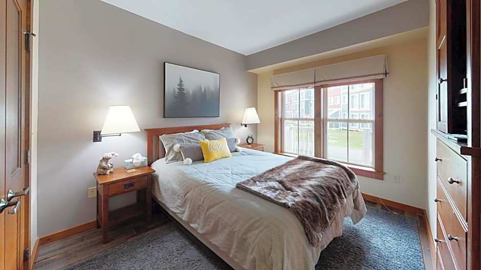 Allegheny Spg - Cozy Condo Ski from our patio