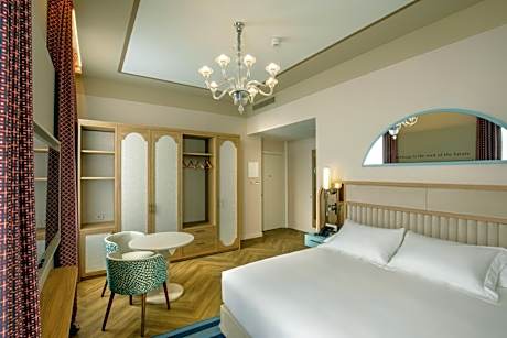 King Guest Room