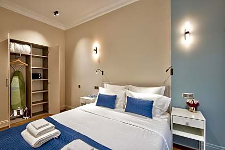 One-Bedroom Apartment with Balcony and City View