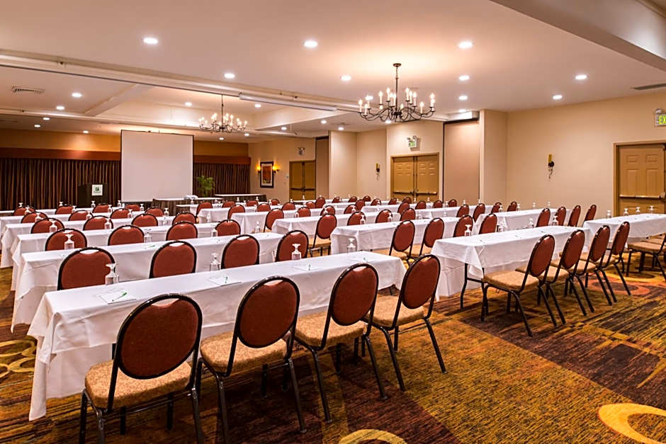Holiday Inn Dublin - Pleasanton By IHG