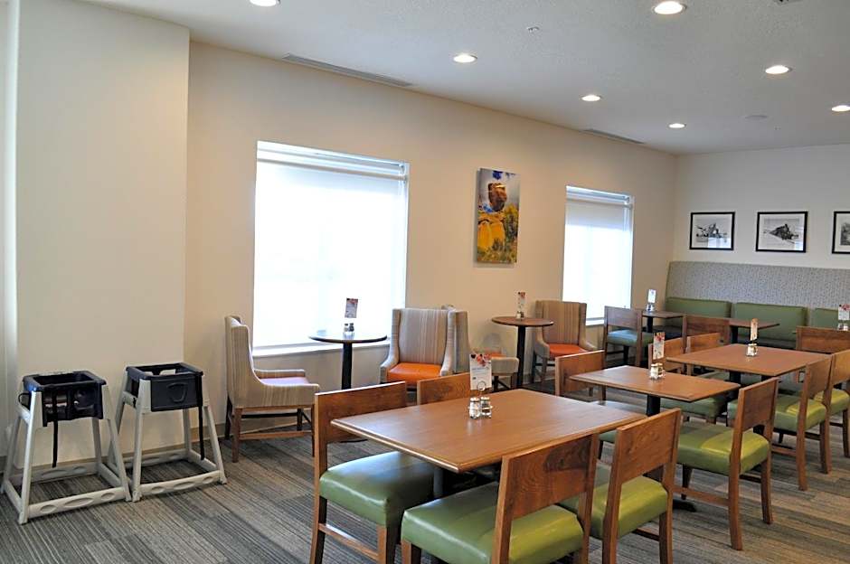 Holiday Inn Express & Suites Price By IHG