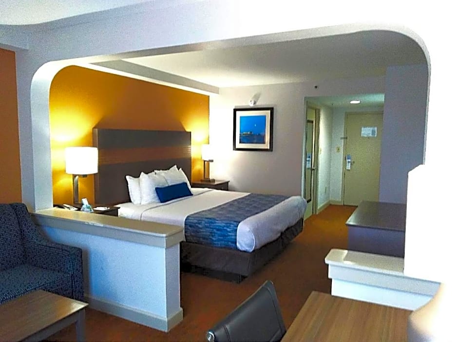 Best Western Plus Cypress Creek