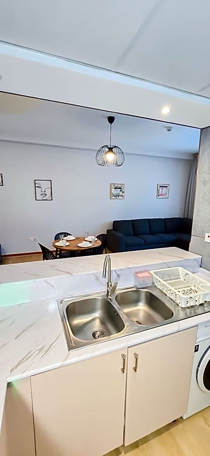 Spacious Apartment Marina View