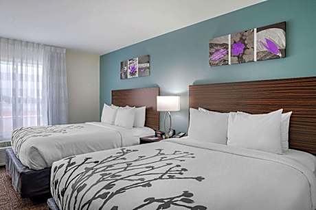 Queen Room with Two Queen Beds - Non-Smoking