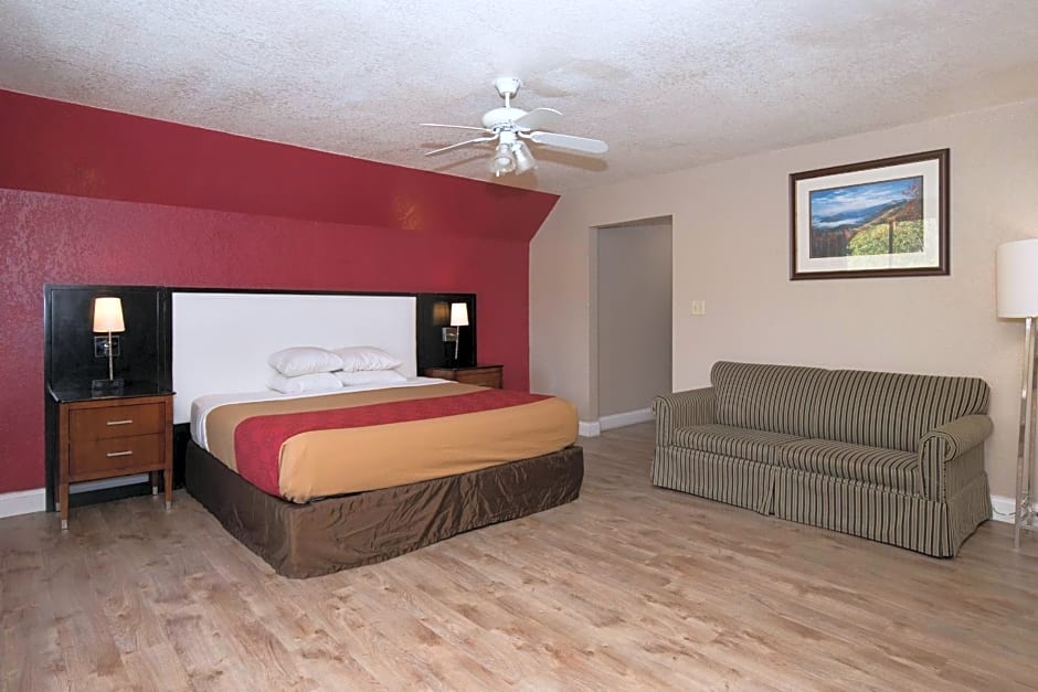 Chalet Inn