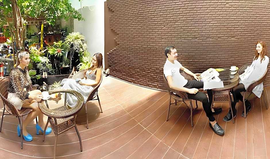 Nantra Sukhumvit 39 Hotel