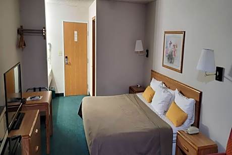 Queen Room