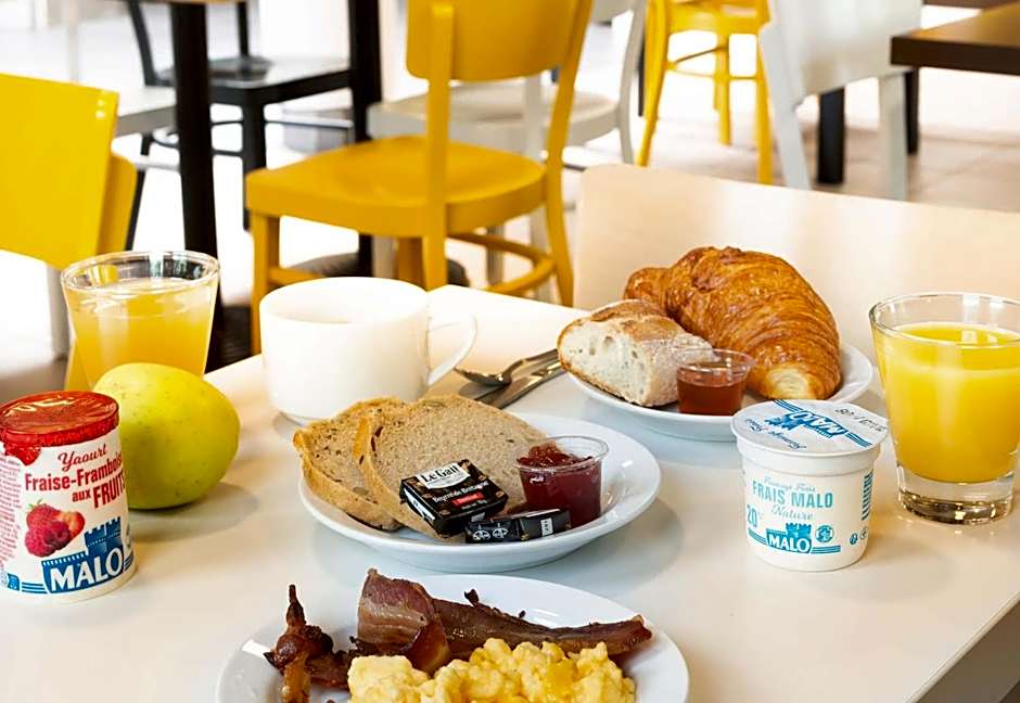 B&B HOTEL Nantes Reze St Sebastien