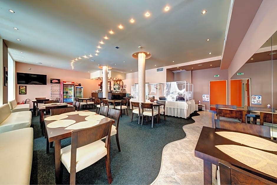 хотел Свети Николай Приморско