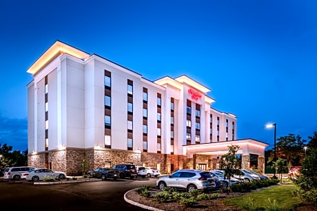 Hampton Inn By Hilton Paramus