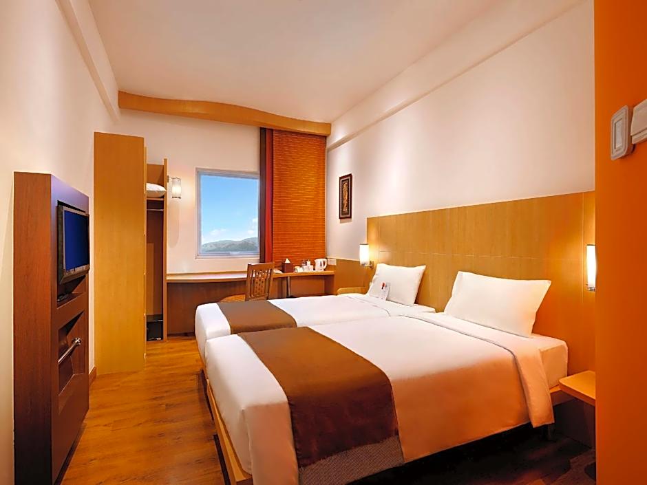 Ibis Bali Kuta Hotel