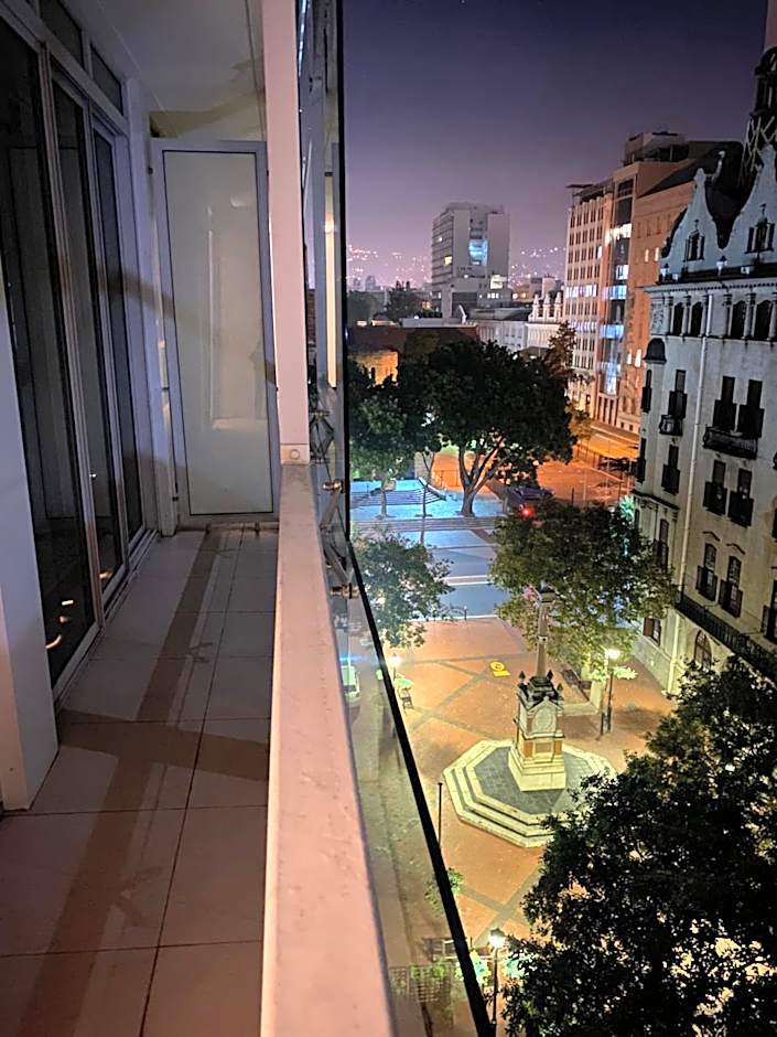 Taj Executive Suites, Private Residence – Cape Town, CO