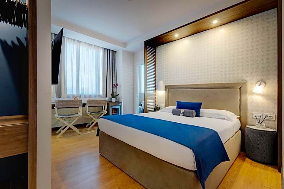 Photo 1 of 5 of Junior Suite