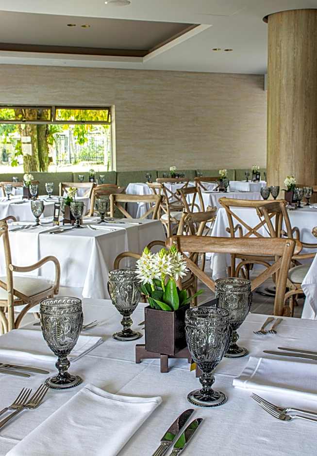 Hotel Estelar Altamira