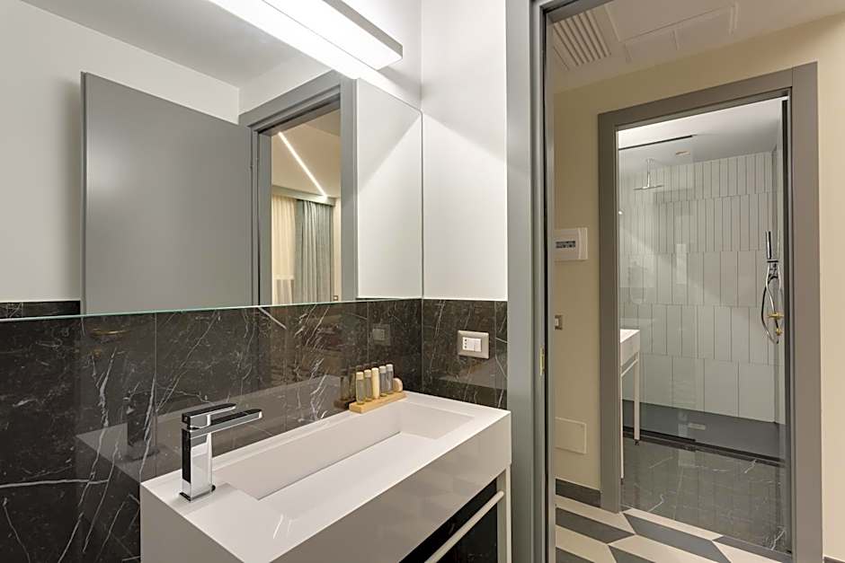 Otivm Hotel
