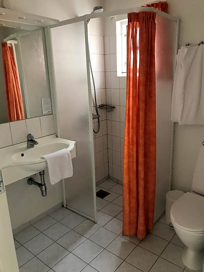 City Hotel Apartments