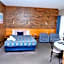 Paddlewheel Motel