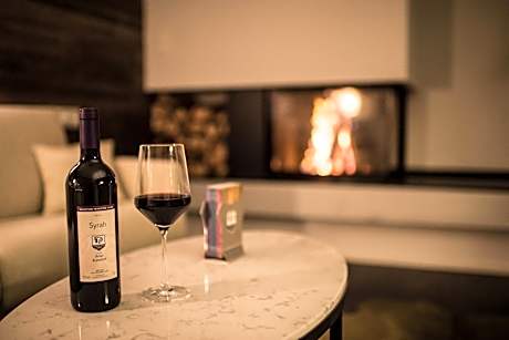 Penthouse Deluxe Suite with Matterhorn view