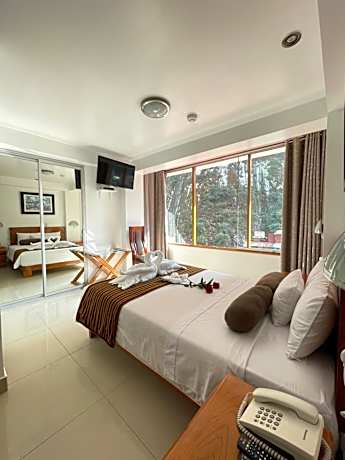 Flower's House MachuPicchu