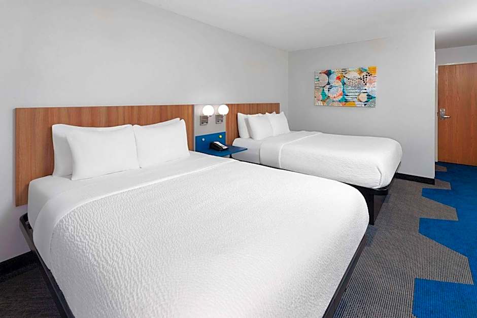 Microtel Inn & Suites by Wyndham Janesville