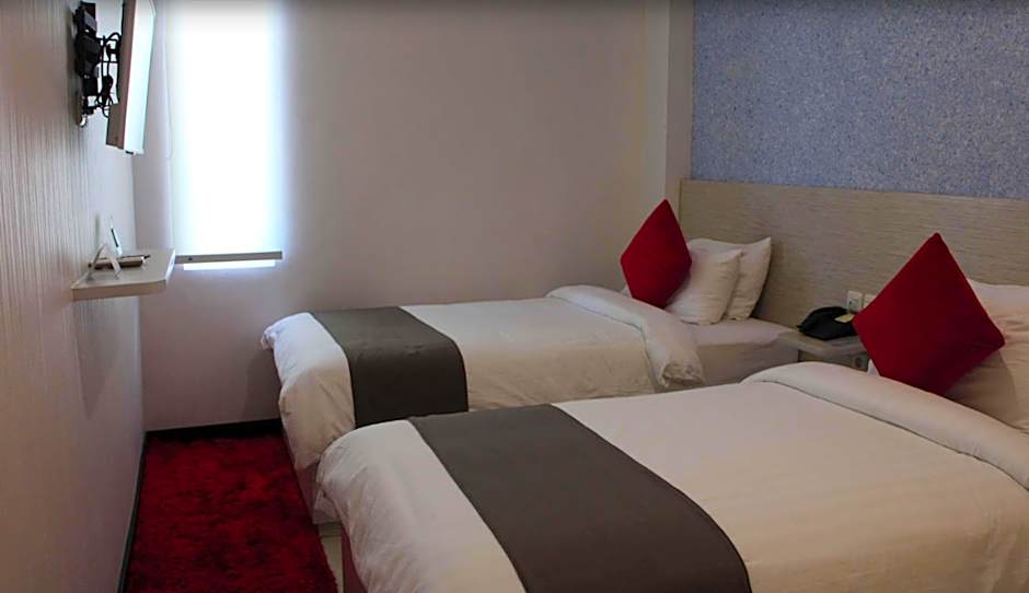 Marina Mamberamo Hotel