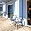 Cannery Row Inn