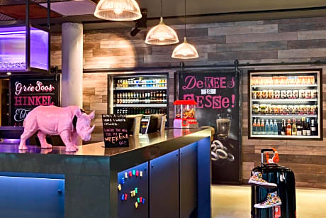 Moxy by Marriott Frankfurt East