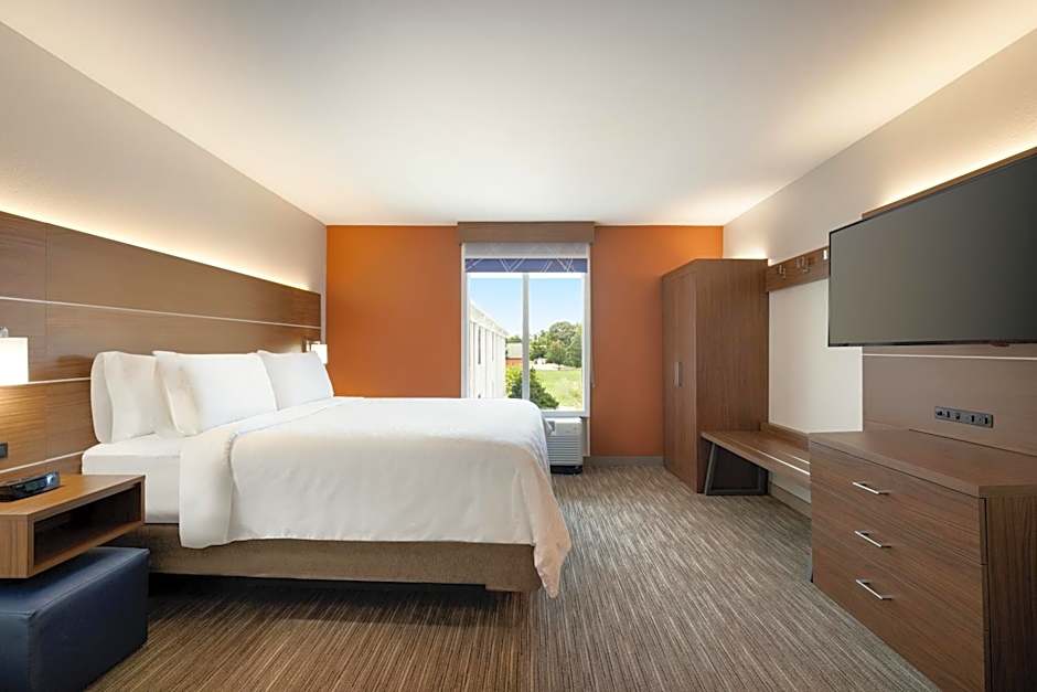 Holiday Inn Express Hotel & Suites Auburn - University Area By IHG