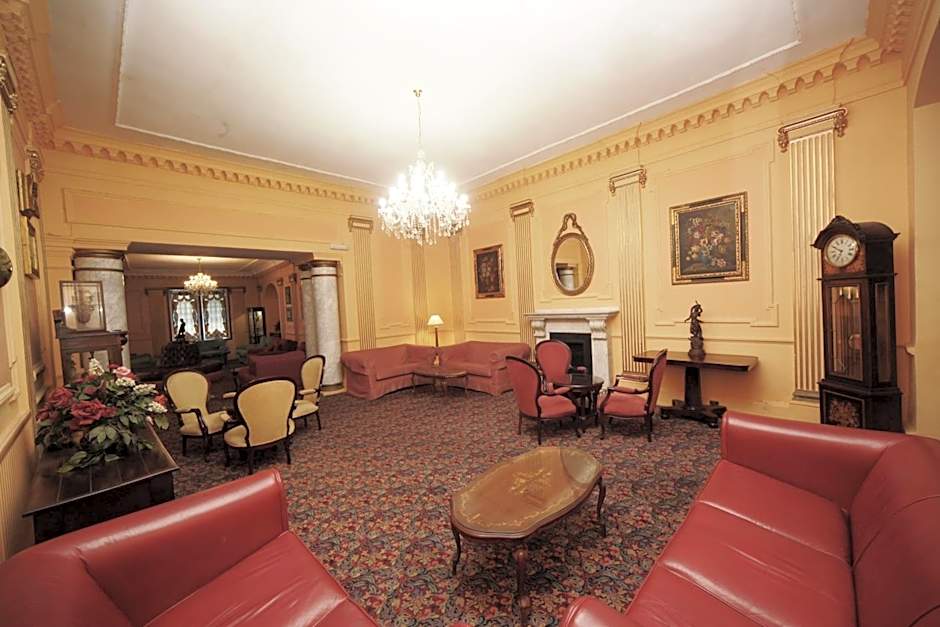 Bristol Hotel