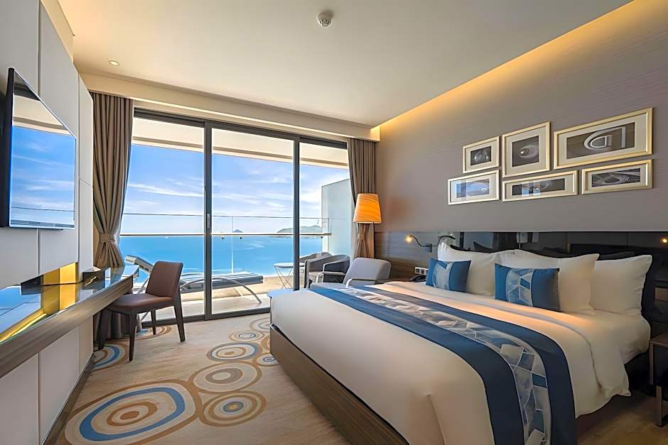 Queen Ann Nha Trang Hotel