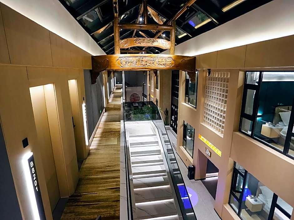 Fuji International Hotel Zhangbei Qingming Street