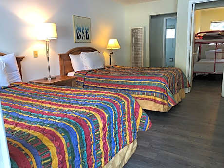 Triple Room with three beds