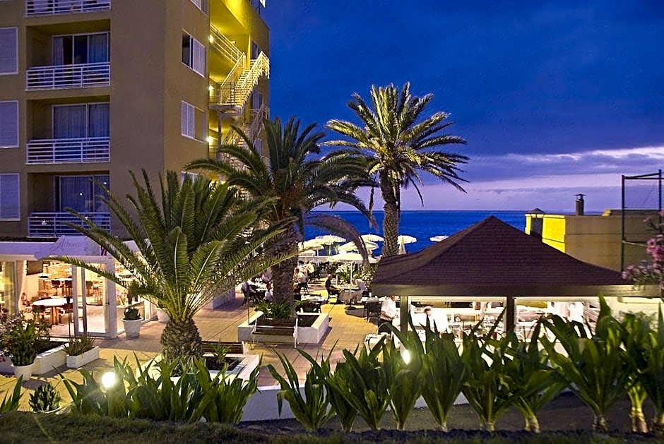 Atlantic Holiday Hotel