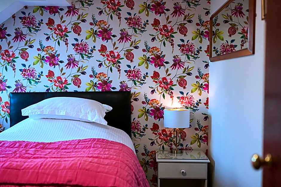 Quilt and Croissants Guest House