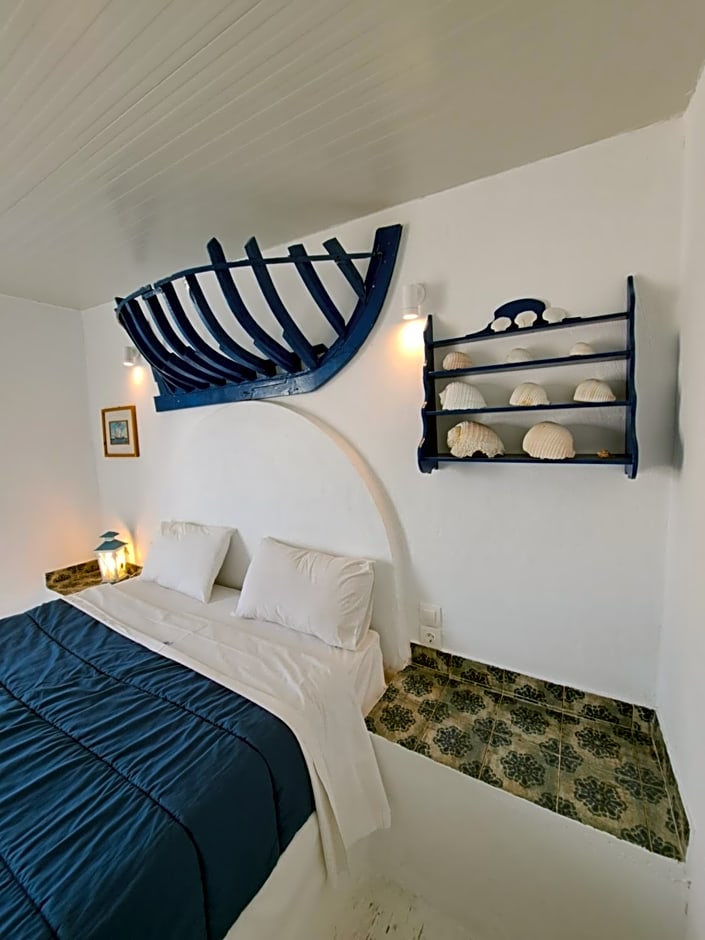 Naval Hotel Aegina