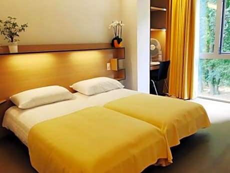 Twin Room with Garden View