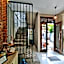 SaBi Guest House - Strategic Family -married couples only- Hostel in Prawirotaman