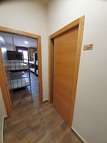 Bunk Bed in Mixed Dormitory Room