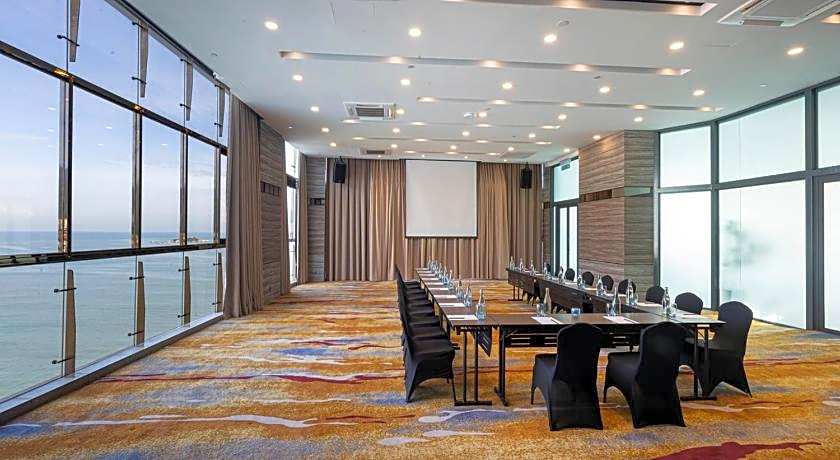 Hompton by the Beach Penang