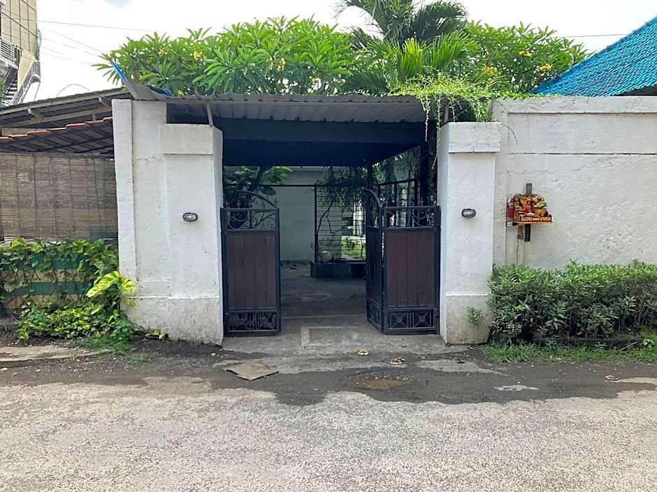 CANTIK Art Villa