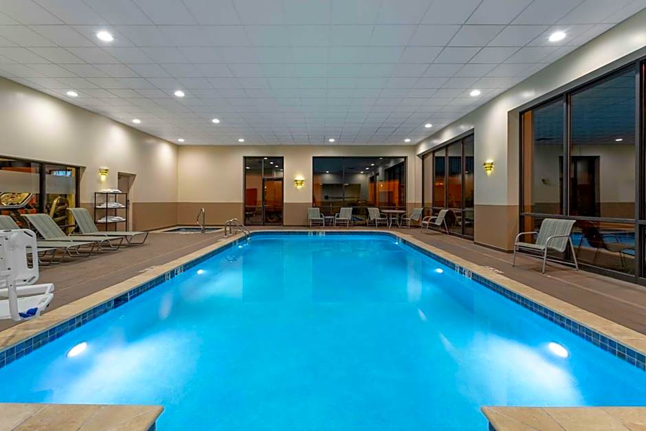 Hampton Inn By Hilton Bedford