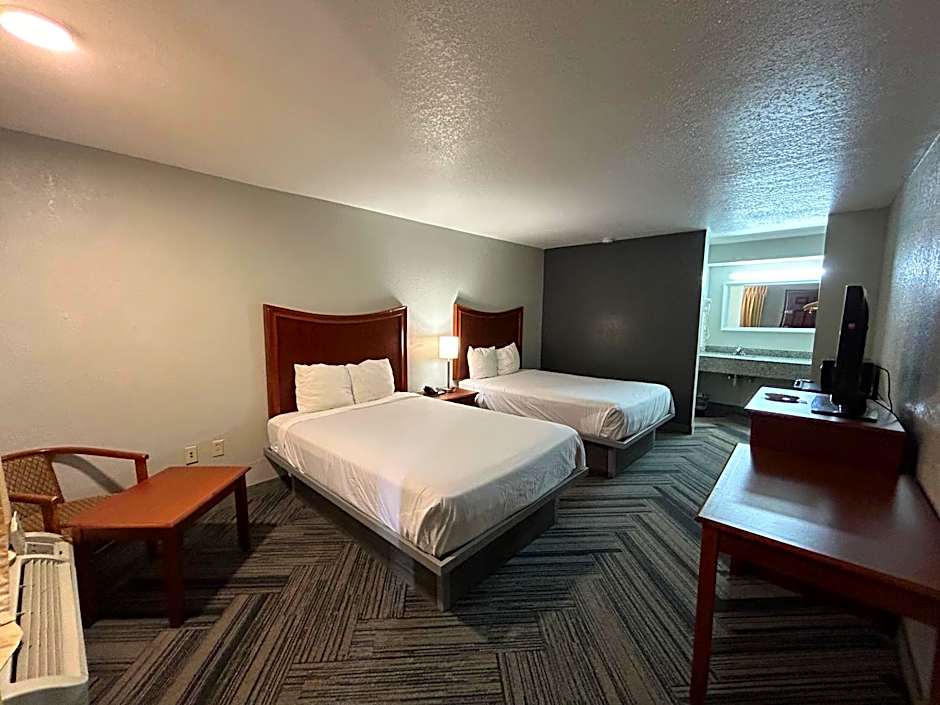 Motel 6 Ada OK