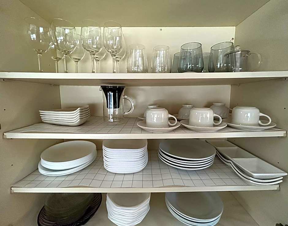 森の香りに包まれたプライベート空間でマイデバイスイマーシブ体験を堪能できる贅沢--BlueFlow KATSUURA