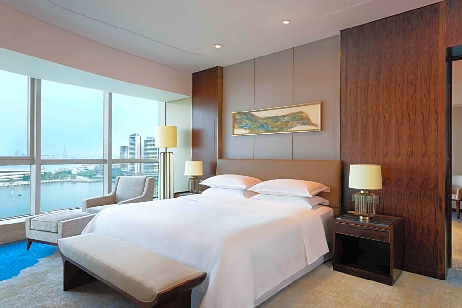 Sheraton Zhanjiang Hotel