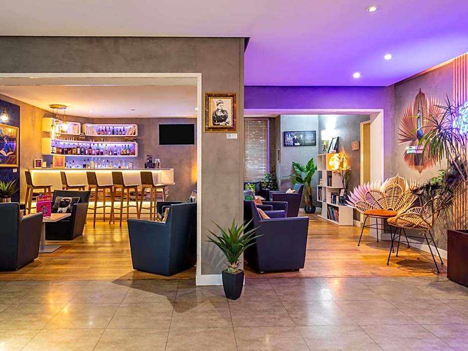 Ibis Styles Paris Tolbiac Bibliotheque